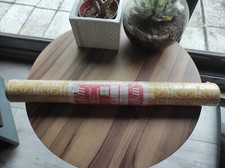 Rouleau encore emballé de