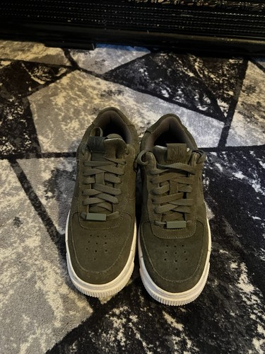 Nike airforce one - one, kaki