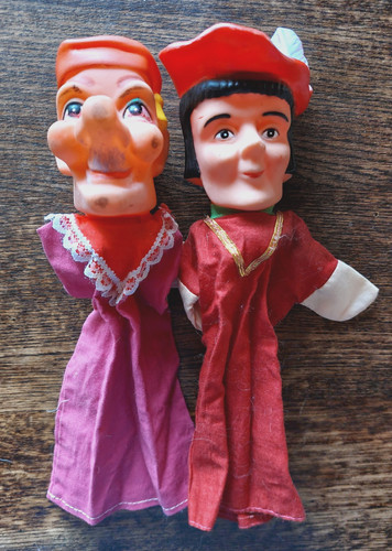 Marionnettes main - à,