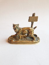 Sculpture, "Parlez au portier"