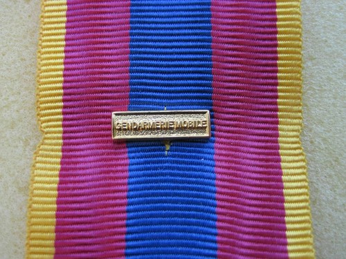 Agrafe miniature gendarmerie - ,