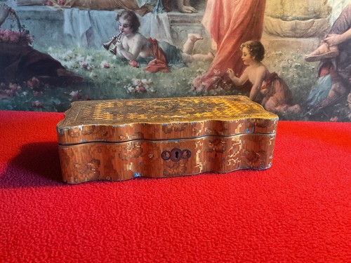 Ancienne boîte jetons - jetons, jeu