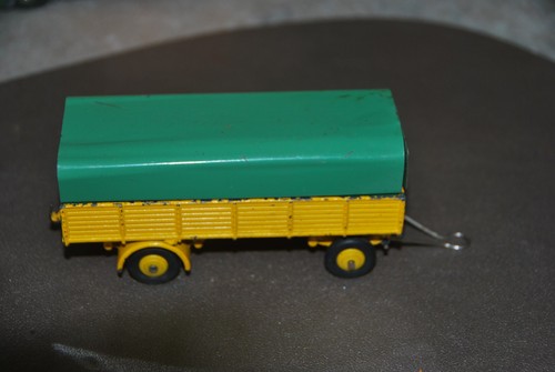 Remorque bachée dinky toys - 70,