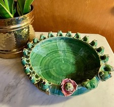 Vtg MAJOLICA 18 Frogs Lily Flower Bonzai Planter Bowl Art Pottery Green Glazed