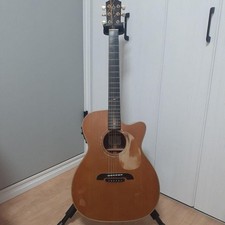 Guitare acoustique Alvarez