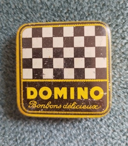 Rare boite tole cachou - boite,