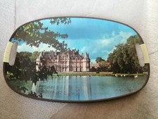 PLATEAU VINTAGE, MOTIF