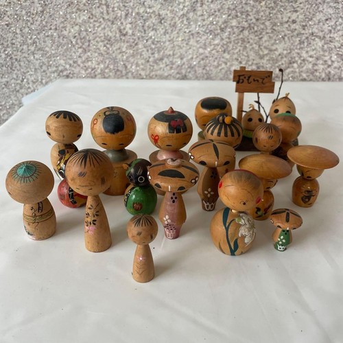 Kokeshi mini poupée - mini, créative