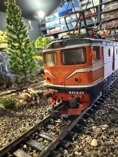 Très rare locomotive - !!,