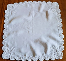 CORPORAL - Wheat Embroidered Cotton Church Linen - 47cm x 47cm