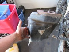 1979 suzuki pe175 airbox air box intake breather with lid cover