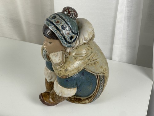 Figurine porcelaine de - figurine, en