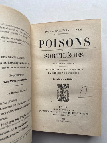 Livre poisons sortilèges - &,