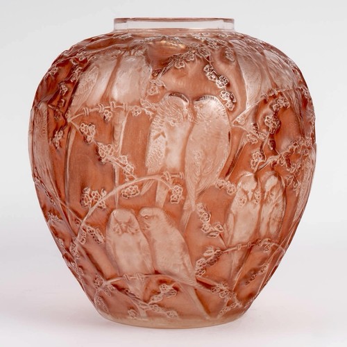 Parakeet vase patinated glass