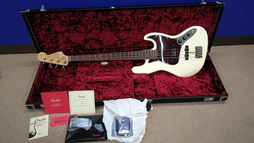 Guitare basse électrique