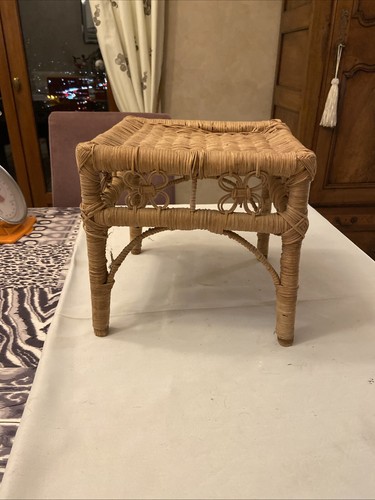 Ancien petit tabouret - ancien, carré