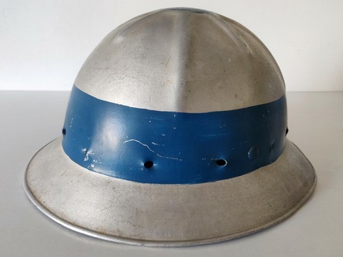 Ancien casque aluminium - ancien, en
