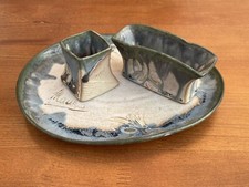 Ensemble en grés numeroté et signé Denbac art nouveau