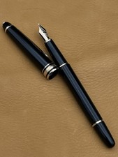 Stylo plume or 14K MONTBLANC