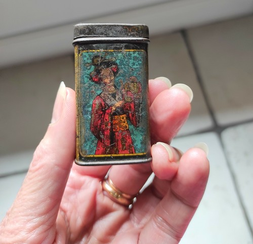 Ancienne boite asiatique - ancienne,