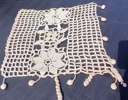 Napperon ancien motif fleurs - motif,