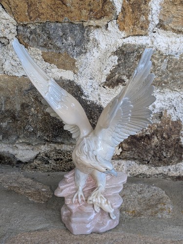 Figurine groupe aigle lapin - figurine,