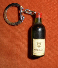 Joli Porte-clés Bouteille VIN BORDEAUX 40 mm haut jolies armoiries / étiquette
