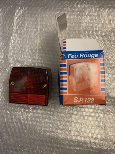 Feu rouge pour peugeot - , sp