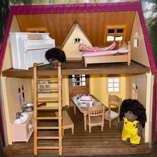Sylvanian Families Maison Meublée + 2 Figurines