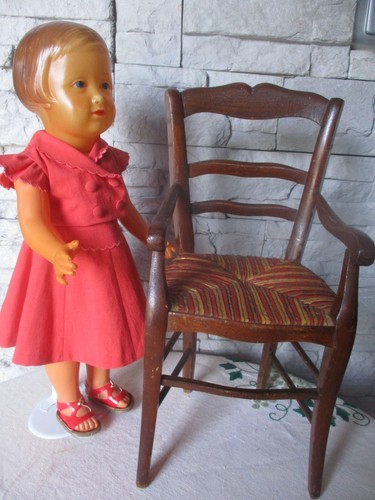 Petite chaise ancienne - chaise,