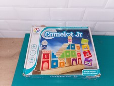 1011241 Jeu de société complet  en bois smart games camelot JR