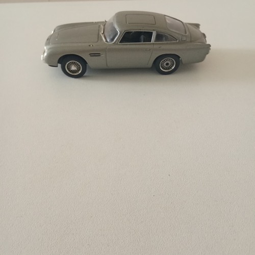 Universal hobbies aston - universal,