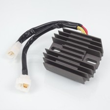 Régulateur redresseur de