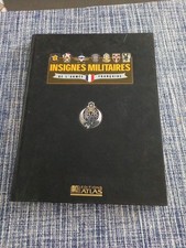 INSIGNES MILITAIRES. DE