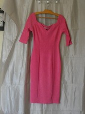 Robe EPAULES DEGAGEES