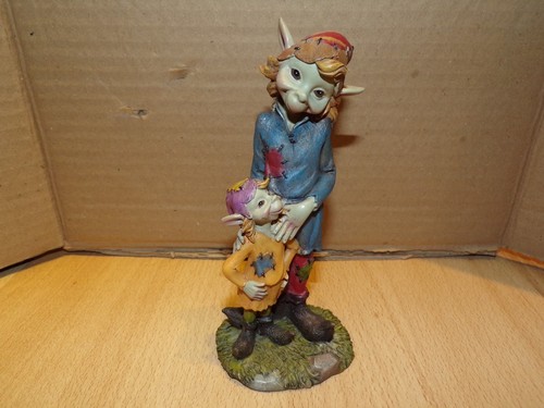 Petites statuettes