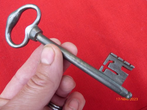 Ancienne clef cle serrure - ancienne,