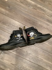 Dr. Martens 1460 Embroidered Souvenir Boots Black UK 7 USM 8 USL 9 EU 41 Skulls