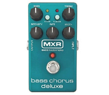 MXR DUNLOP M83 BASS CHORUS