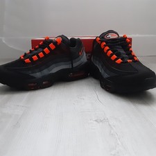 Air Max 95 Black Hyper Crimson