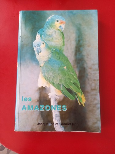 Livre les amazones - livre,