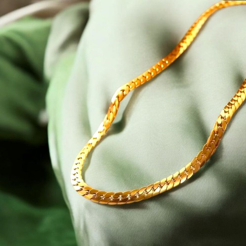 Collier carats - or,