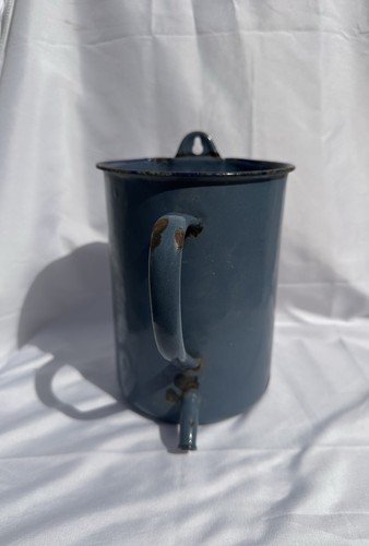 Ancien pot tole émaillée - en,