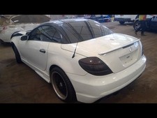 Carrier 172 Type SLK250 Manual  Fits 06-15 MERCEDES SLK 4998350