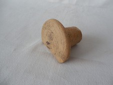 Bouchon d'amphore en terre