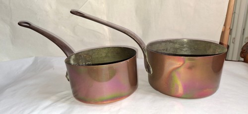 Casseroles anciennes - ,