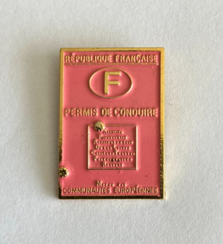 Pin permis de conduire - -,