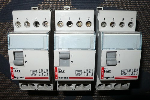 Telerupteur 220v legrand 04019 - telerupteur,