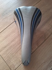 ANCIENNE SELLE DE VELO BASSANO