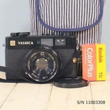 Entretenu, avec accessoires. Yashica ELECTRO 35CC S/N 11003308 (avec boîtier et